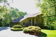 2850-A Foxfire Ln. Southeast