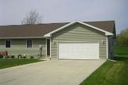 325-B Chickasaw St.