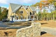 150b Oak Trail