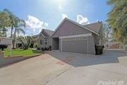 374 Buttonwood Dr.