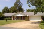 409 Chickasaw Dr.