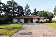 4544 1/2 Colonial Rd.