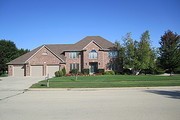 2886 Country Club Ln.