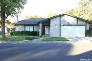 3709 Dix Ln.