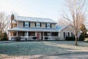 4131 E. Holly Dr.