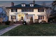 33 Everett Avenue