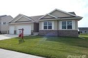 2125 Fieldcrest Ln.