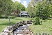 48 Fox Hill Ln.