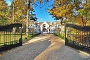 1085 Franklin Lakes Rd.