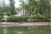 1271 Griffiths Point