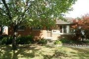 2921 Longmeadow Drv