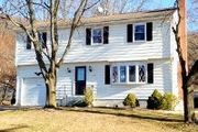 22 Metacomet Rd.