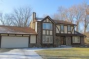 6847 N. Braeburn Ln.