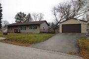 32895 North Meadow Rd.