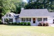 5 Quail Hollow Dr.