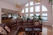 21604 River Rd. North