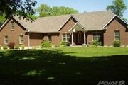 1006 Saint Francois Hills