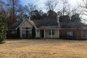 724 Shady Oaks Cir.