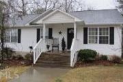 124 Surrey Ct. 9