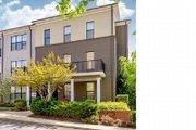 770 Walker Sq, 1B