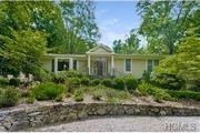 10 Whippoorwill Crossing