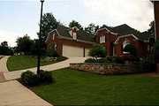 3345 Wolf Willow Close