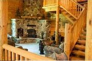 7585 Woodland Trail